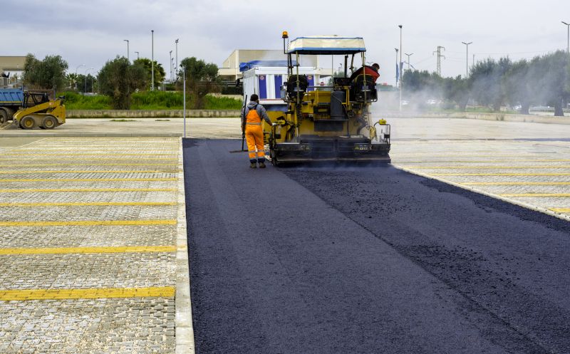 Commercial Asphalt Service in Los Angeles, CA